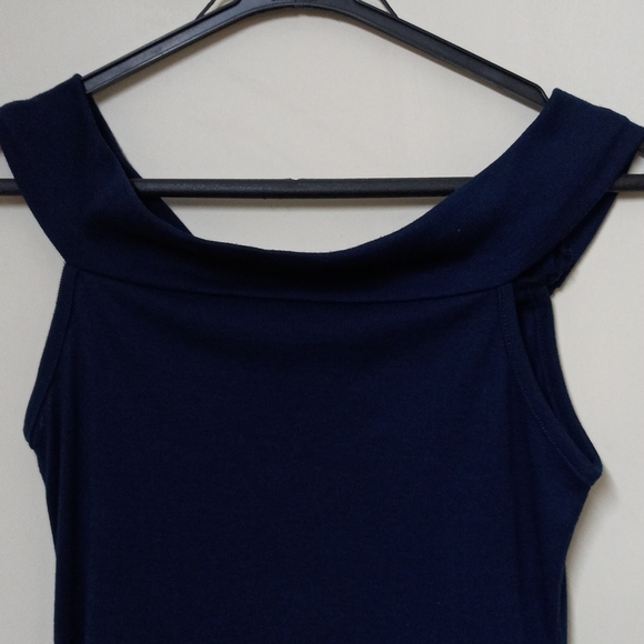 Blue dress - Picture 3 of 9